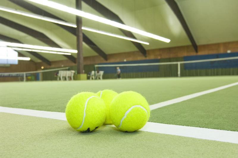 קארסט Tespo Hotel Und Sportpark מראה חיצוני תמונה