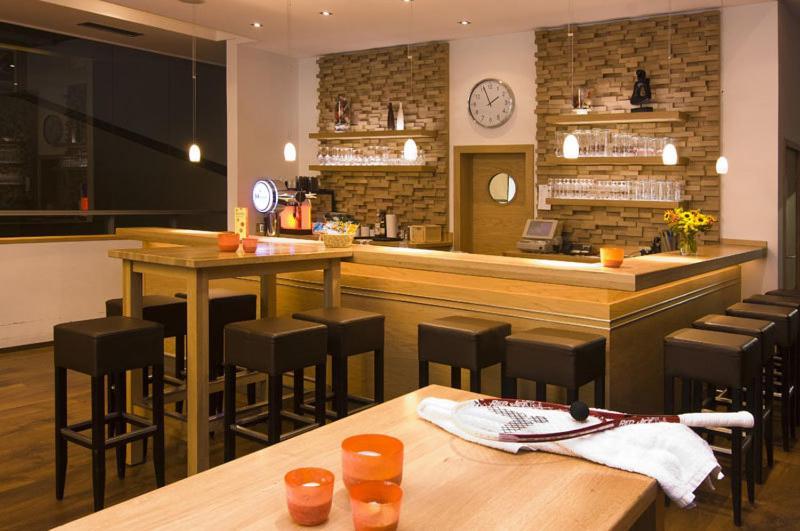 קארסט Tespo Hotel Und Sportpark מראה חיצוני תמונה